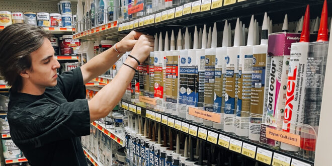 Retail Perspective: Four Ways to Turn Your Caulk & Adhesives Category Into a Competitive Advantage